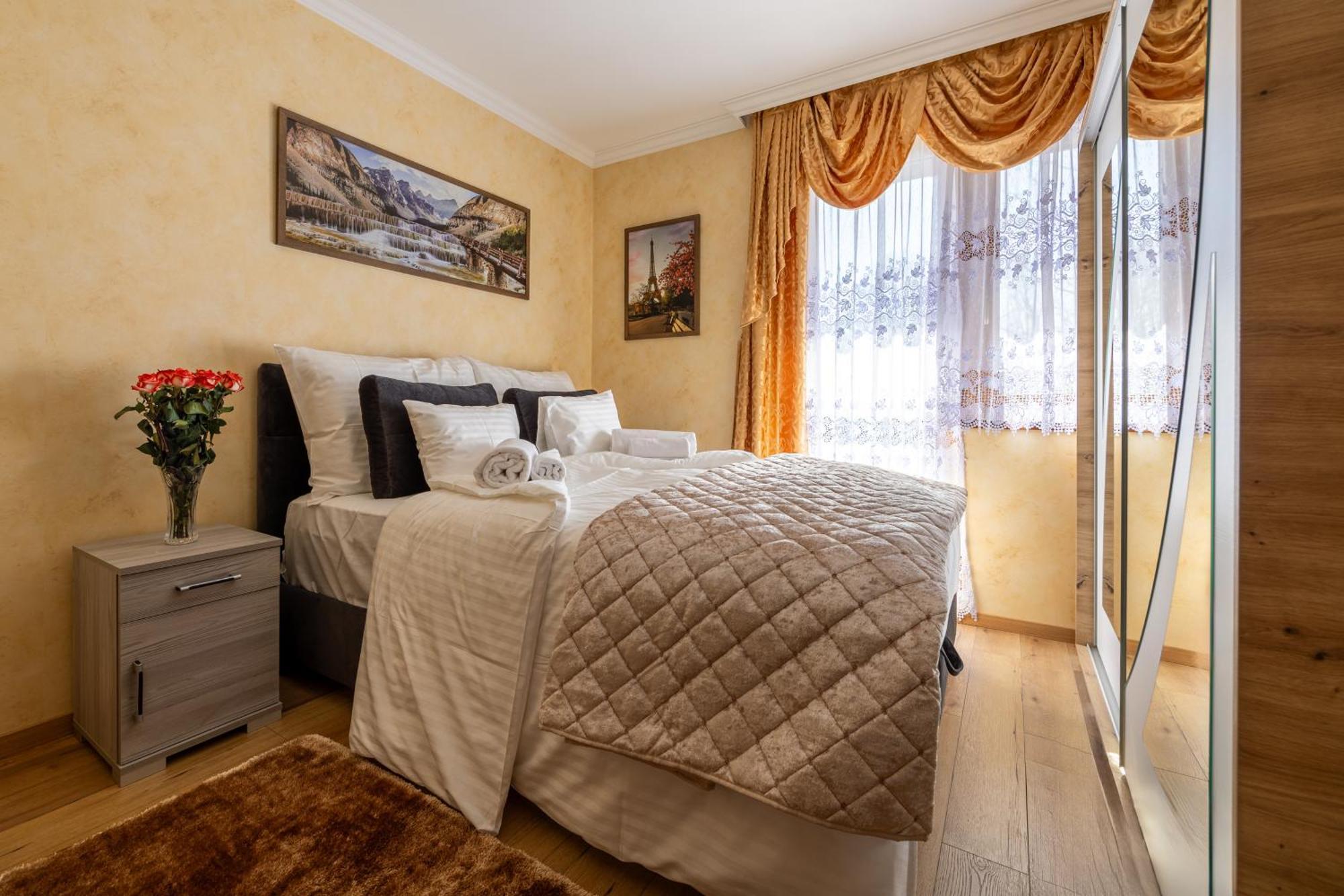 Bed and Breakfast Voeroes Alom Panzio Тисакечке Экстерьер фото