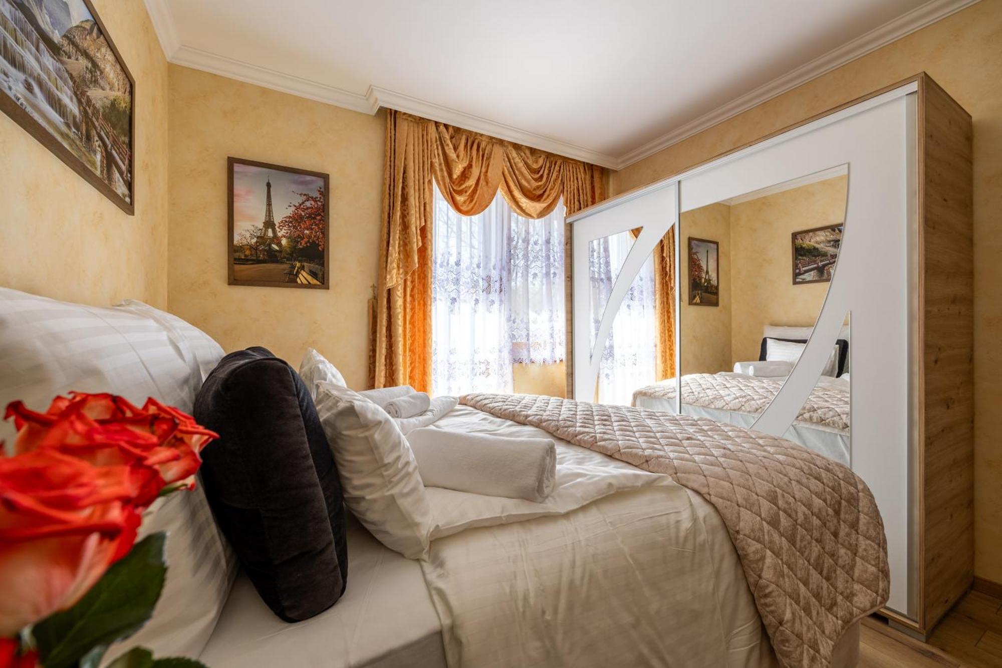 Bed and Breakfast Voeroes Alom Panzio Тисакечке Экстерьер фото
