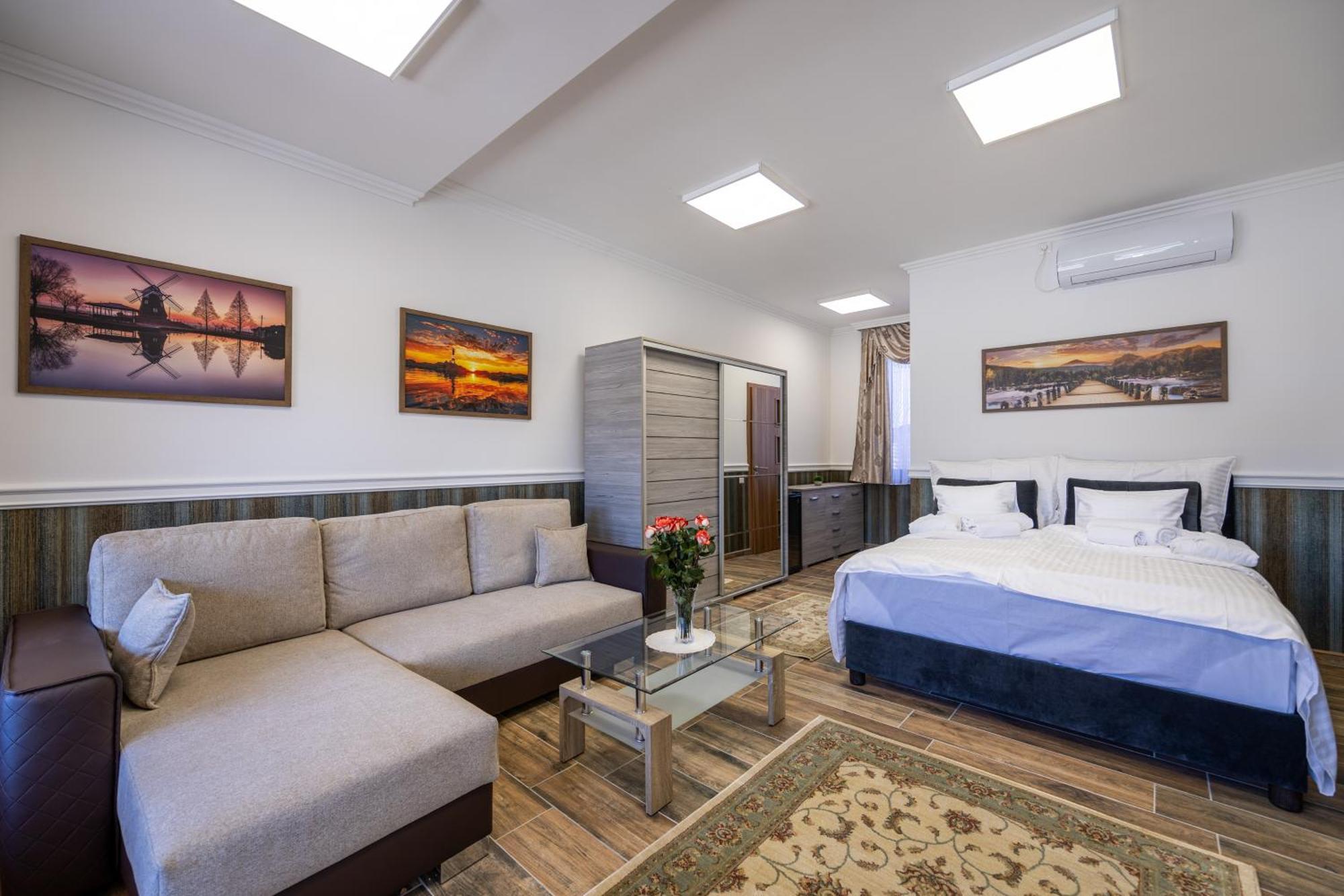 Bed and Breakfast Voeroes Alom Panzio Тисакечке Экстерьер фото
